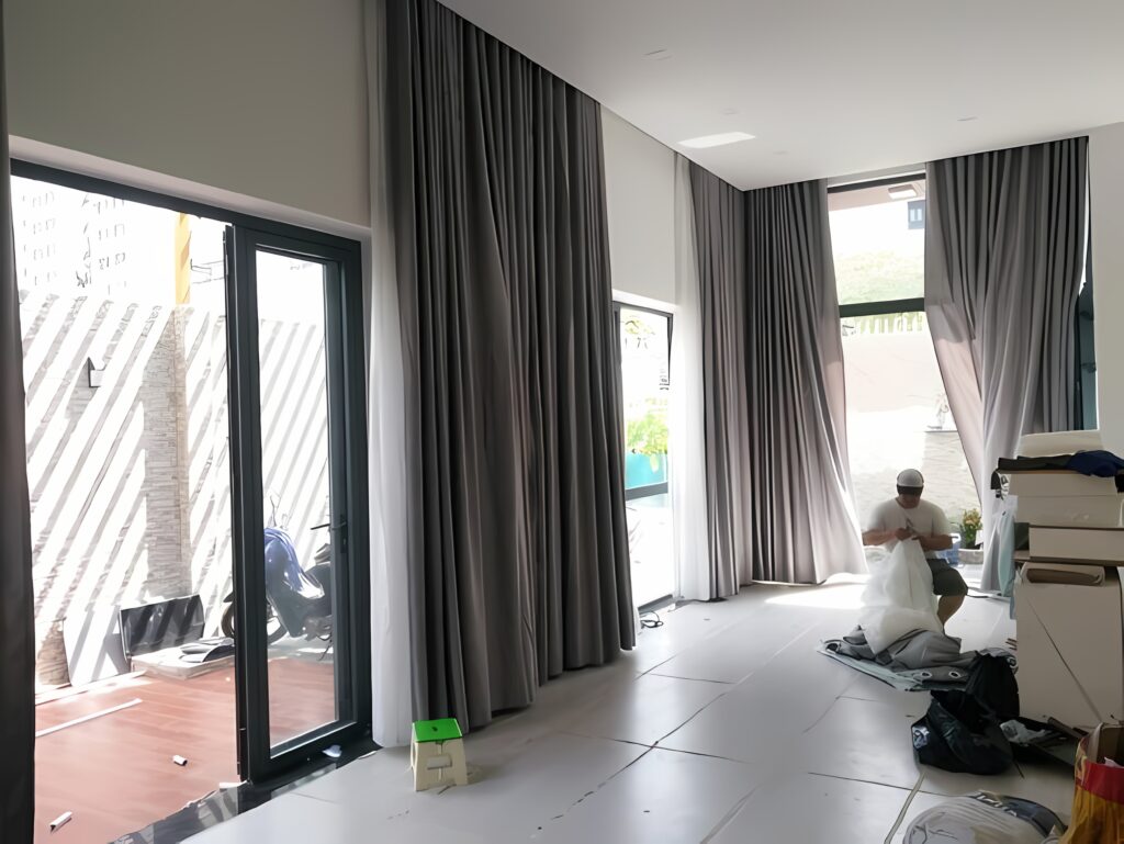 Rèm vải họa tiết sang trọng tại biệt thự Phú Mỹ Hưng